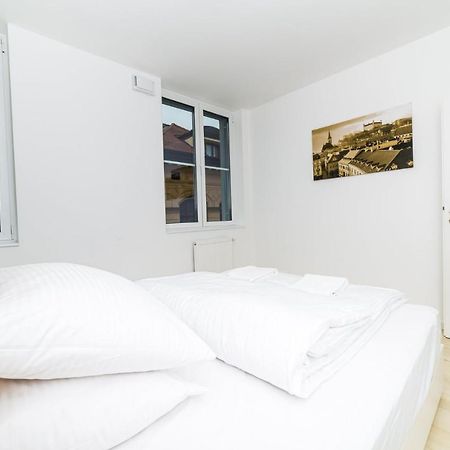 City Castle Apartments Free Parking Bratislava Ngoại thất bức ảnh
