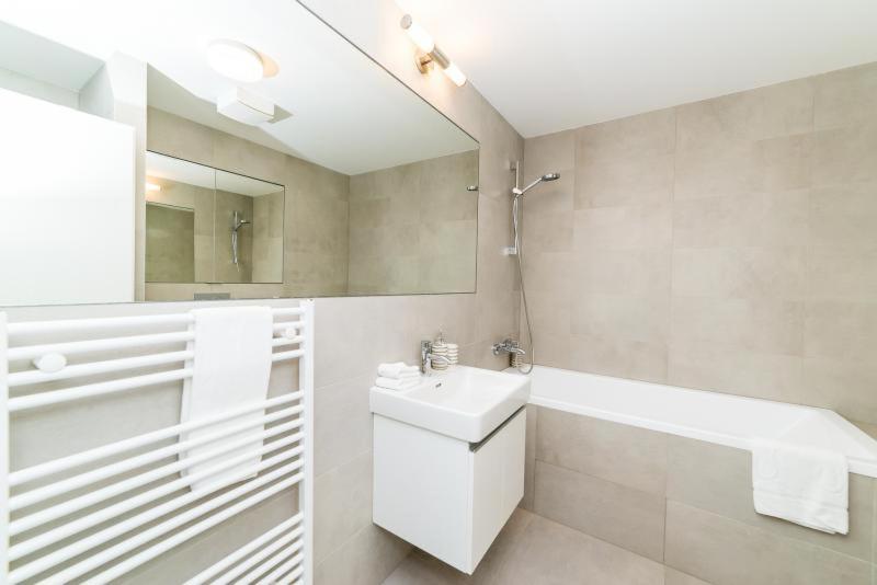 City Castle Apartments Free Parking Bratislava Ngoại thất bức ảnh