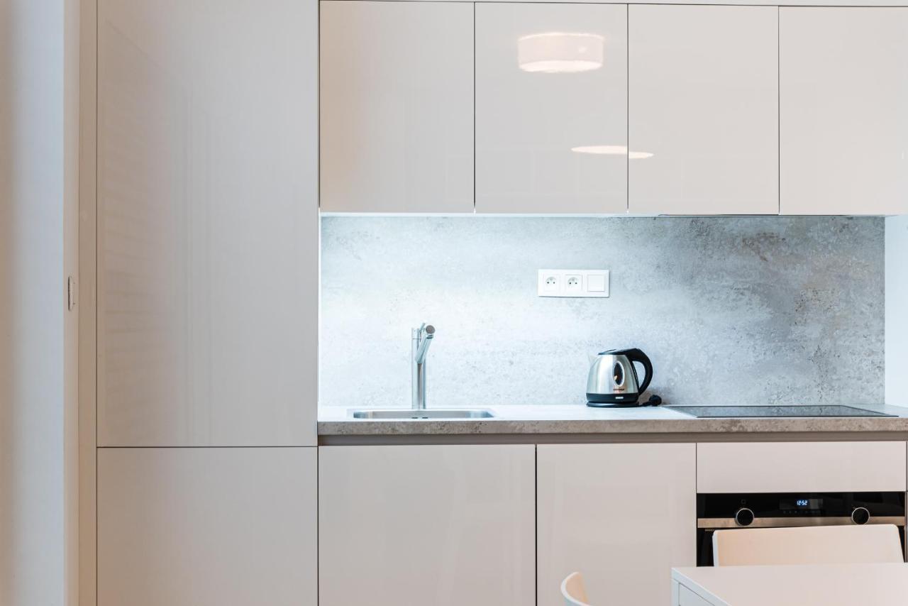 City Castle Apartments Free Parking Bratislava Ngoại thất bức ảnh