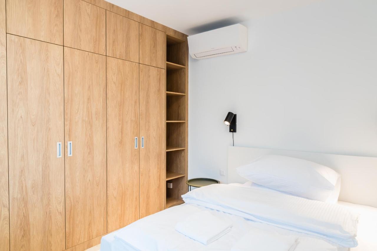 City Castle Apartments Free Parking Bratislava Ngoại thất bức ảnh