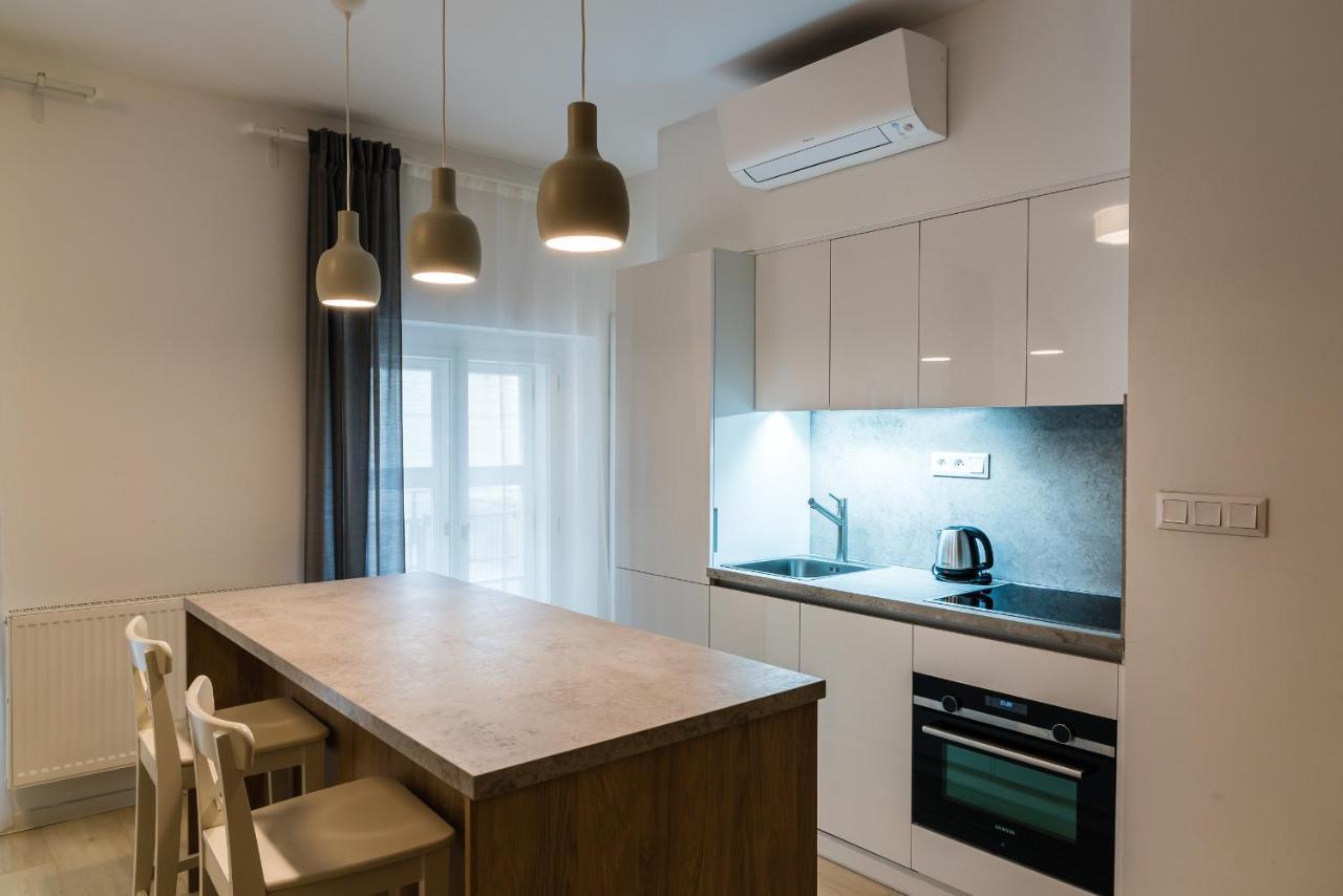 City Castle Apartments Free Parking Bratislava Ngoại thất bức ảnh
