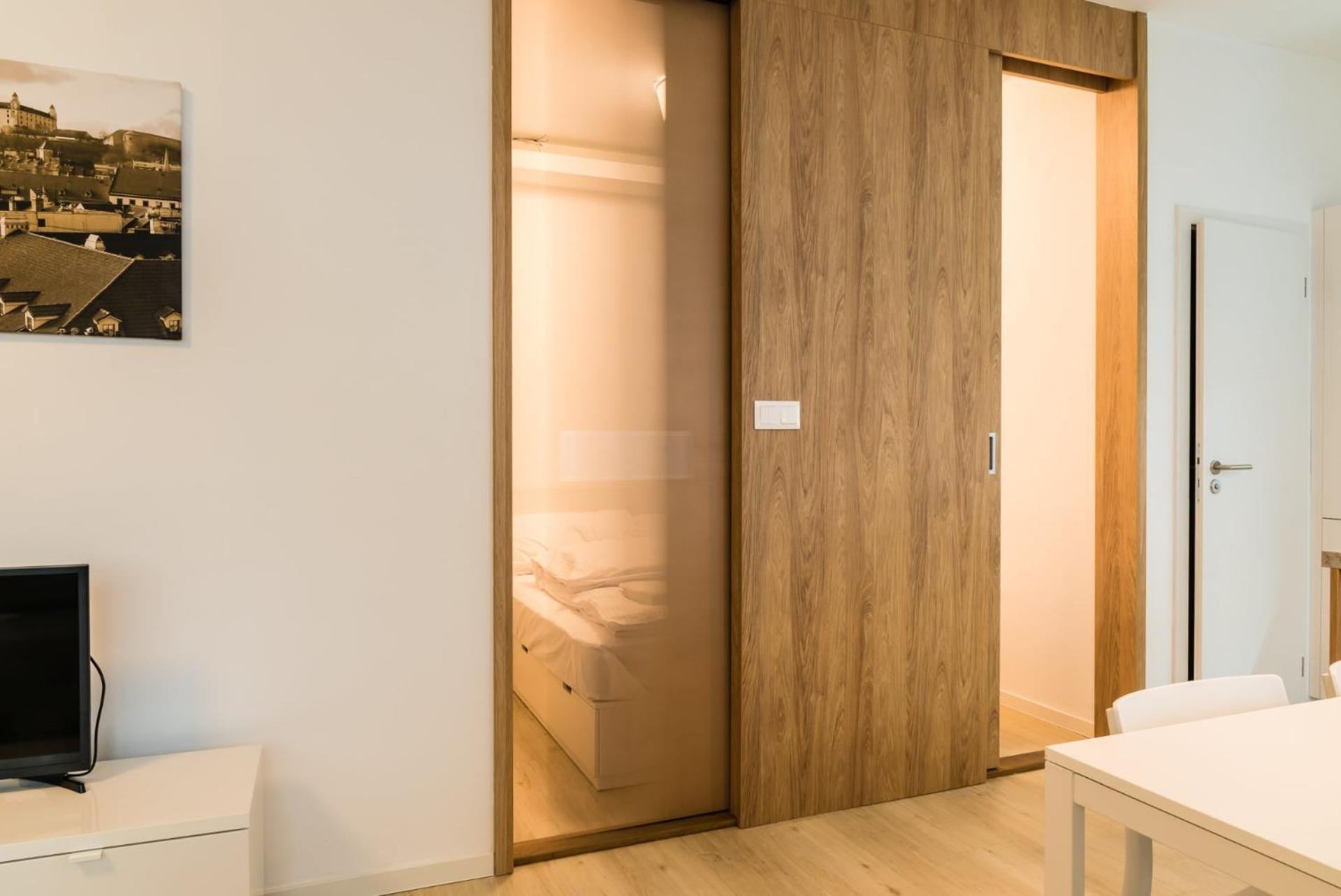 City Castle Apartments Free Parking Bratislava Phòng bức ảnh